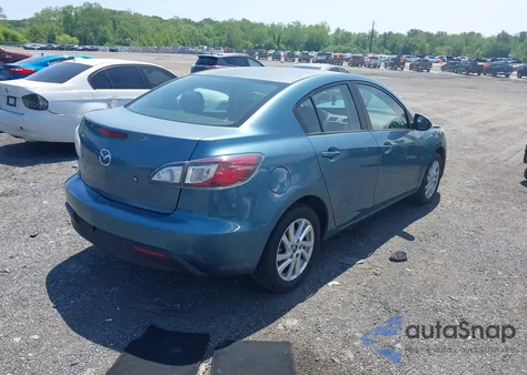 2011 Mazda Mazda3 I Sport z USA, uszkodzony, nr VIN JM1BL1UG4B1448297